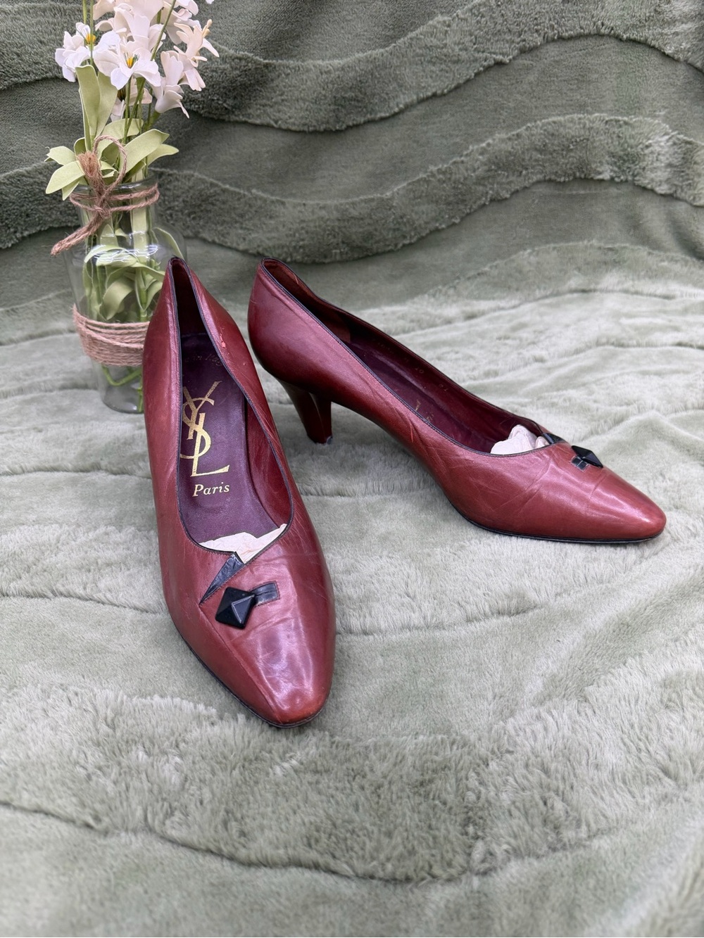 Ysl vintage pumps
